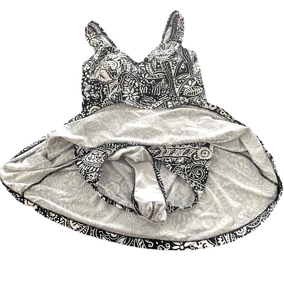 Maxine of Hollywood Skirted Empire Waist 1 pc Swim - Picture 6 of 14